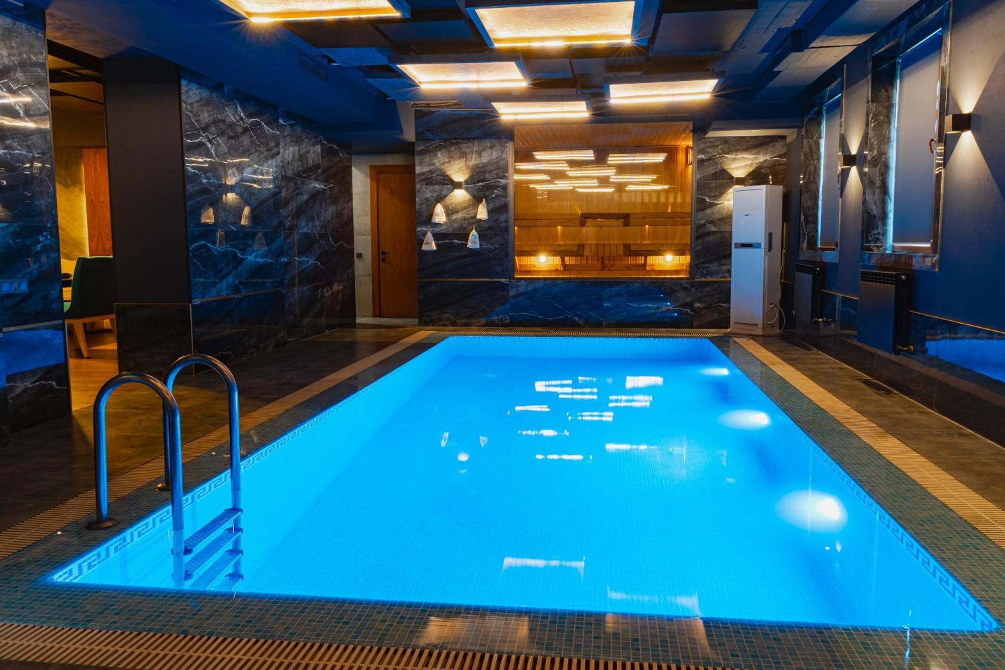 Altair Hotel Shymkent Exterior foto