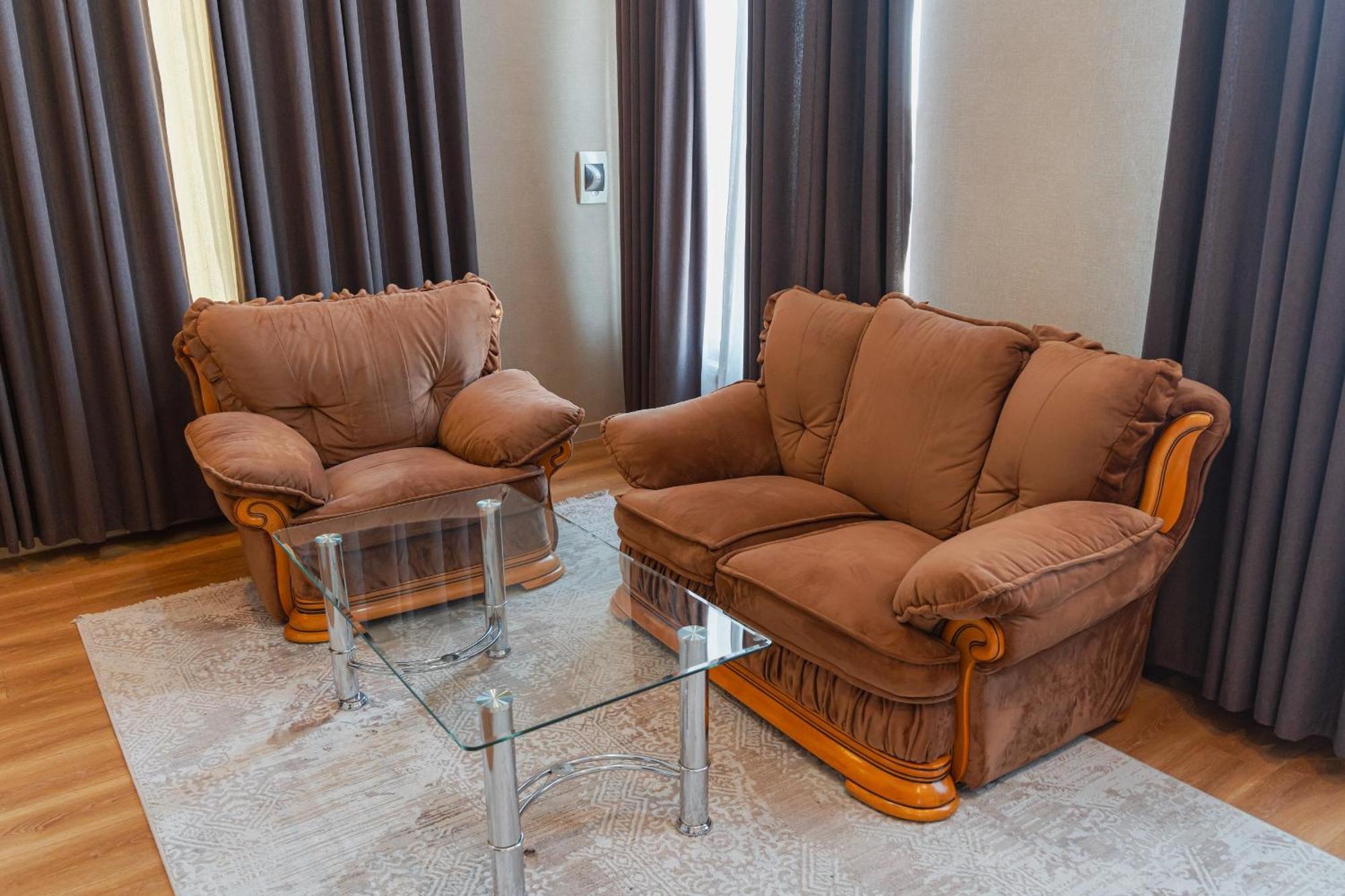 Altair Hotel Shymkent Exterior foto