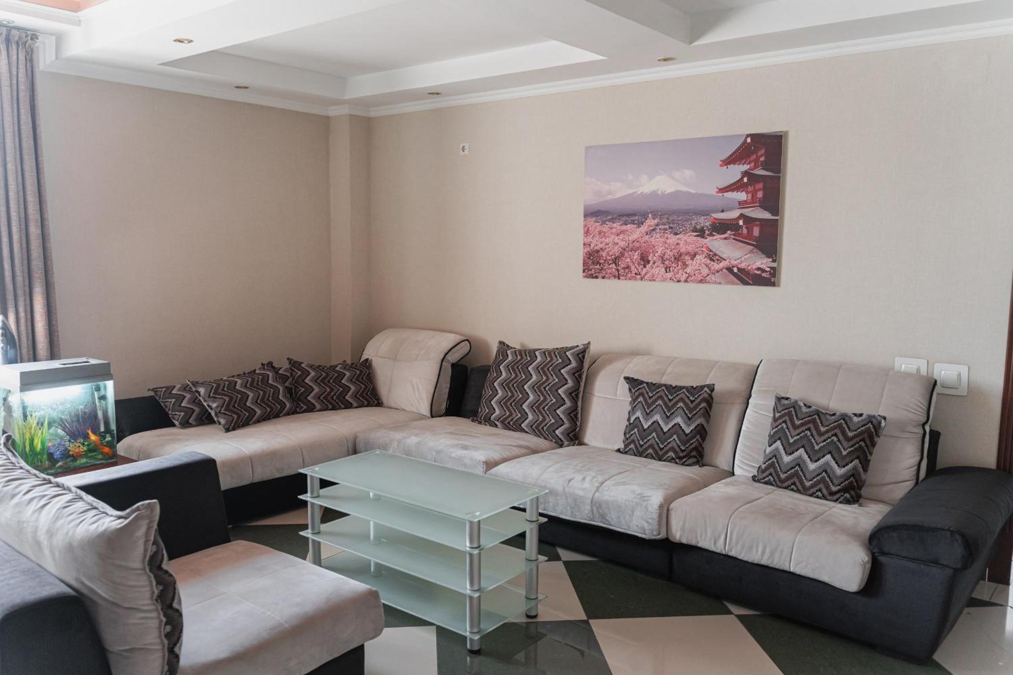 Altair Hotel Shymkent Exterior foto