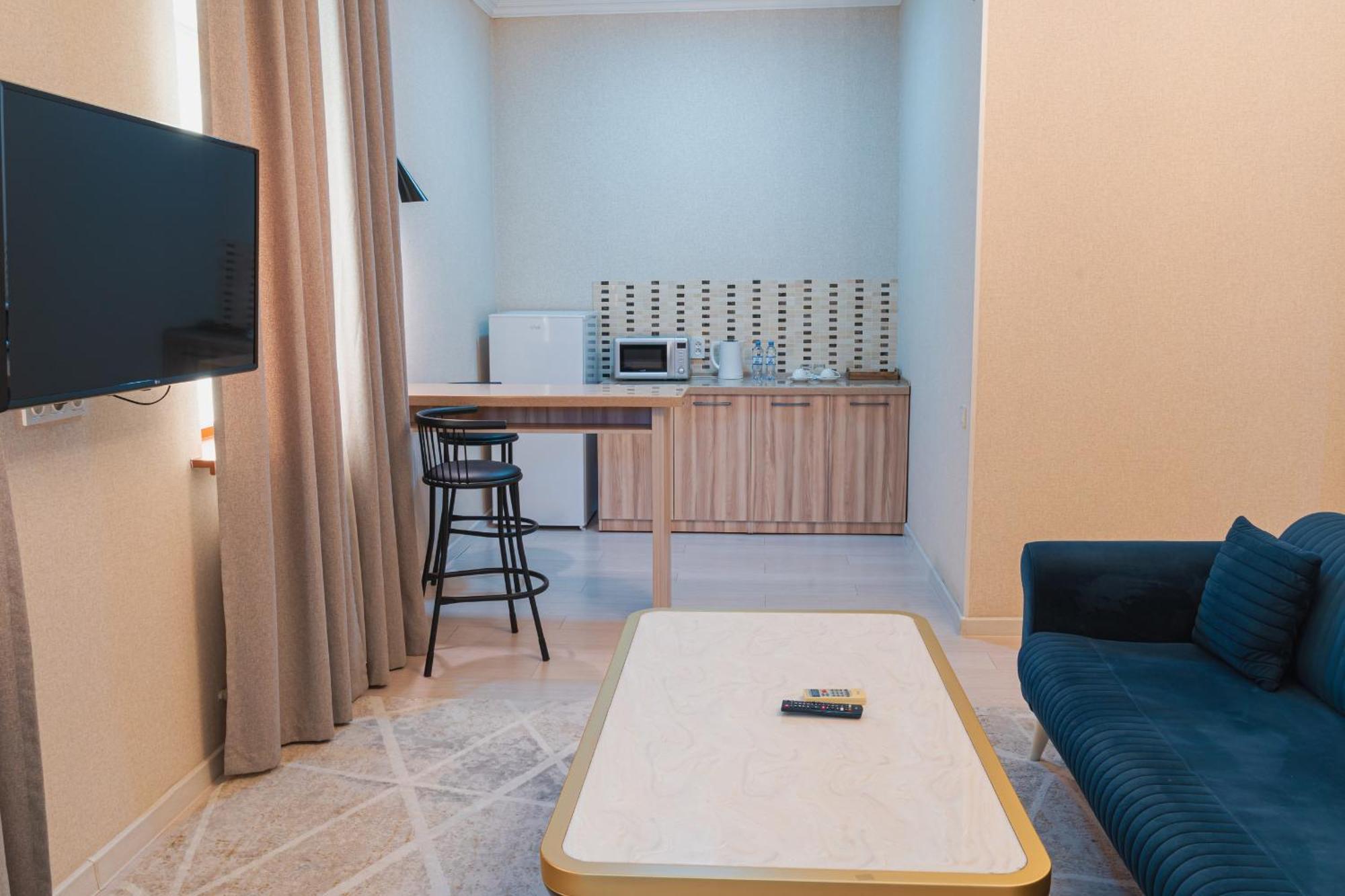 Altair Hotel Shymkent Exterior foto